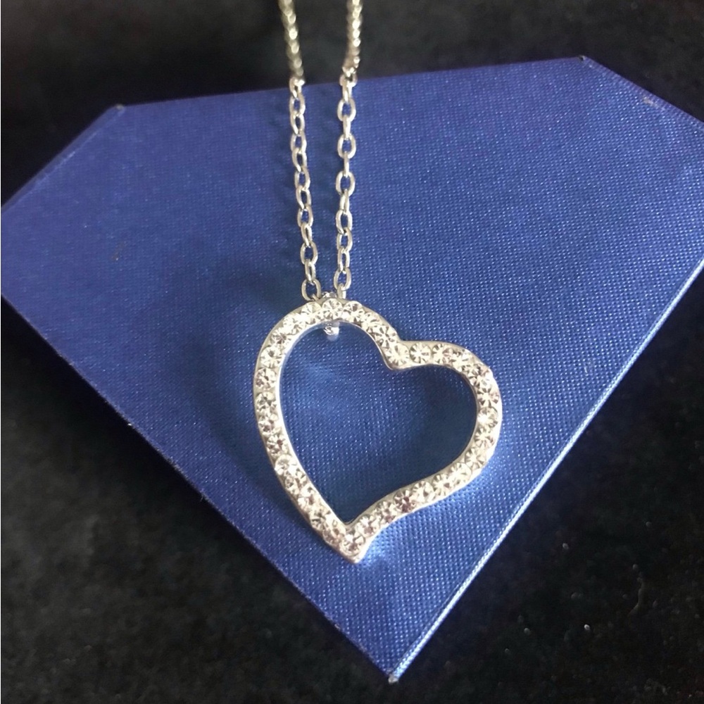 Silver heart necklace